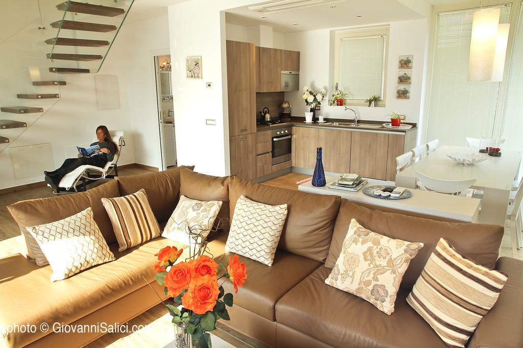 דירות Mezzegra Residenza Simona מראה חיצוני תמונה