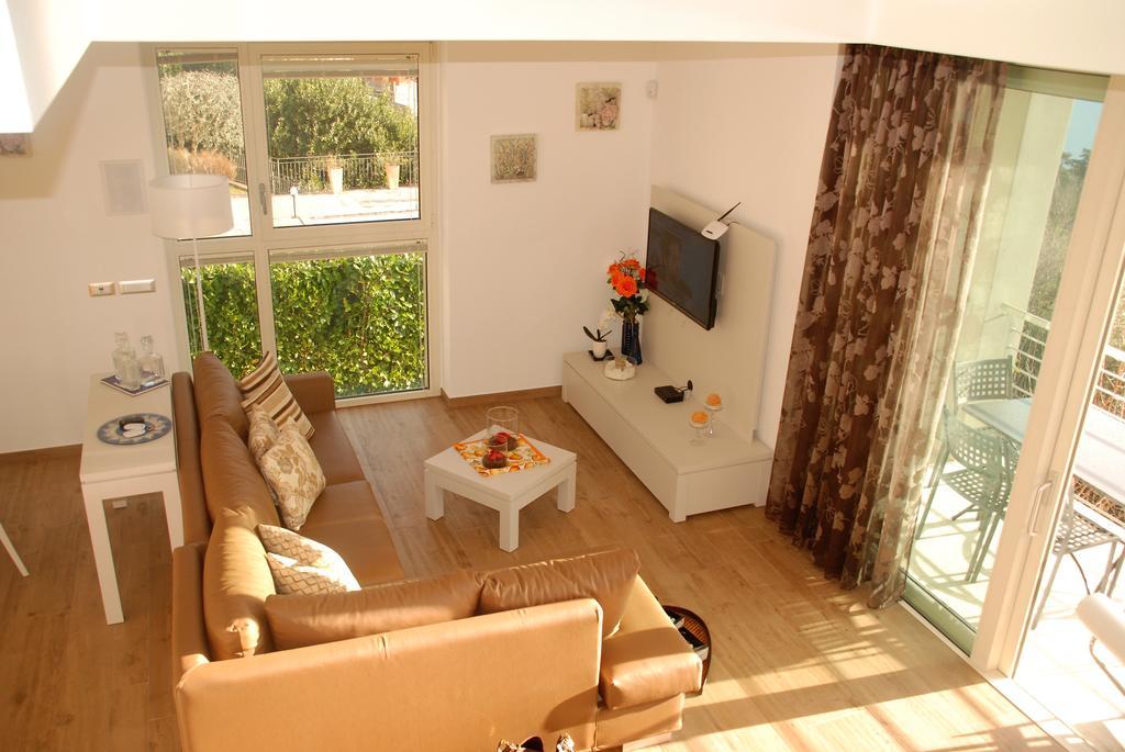דירות Mezzegra Residenza Simona מראה חיצוני תמונה